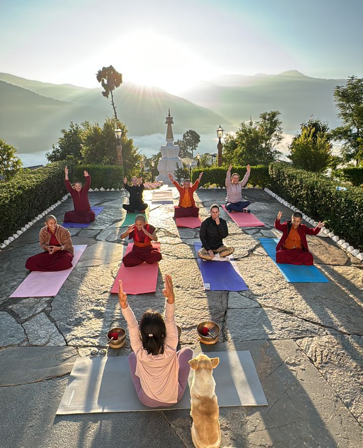 yoga4